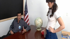 Big butt teen chick Ashlyn Rae finds irresistible real sex