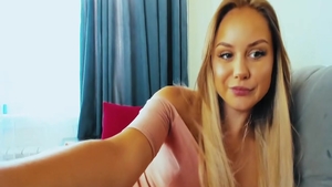 Amazing cosplay twerking live on webcam