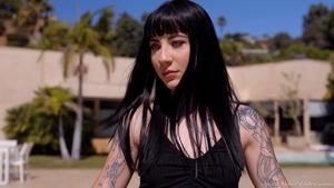 Shaved teen Aiden Ashley wants fucking hard in HD