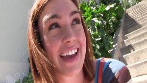 Babe Jodi Taylor raw sucking cock