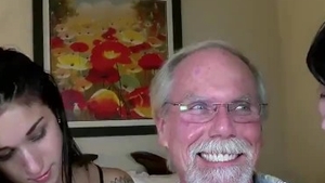 Very slim babe Alex Harper erotic cumshot double-blowjob