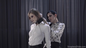 Real fucking escorted by lesbo