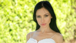 Perfect body driver Sasha Rose has a taste for plowing hard